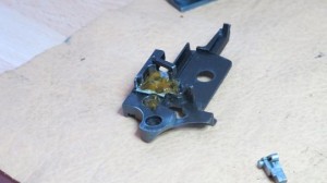 18c mazání spoušťového mechanizmu.jpg