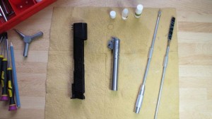 04 rozebraná zbraň.jpg